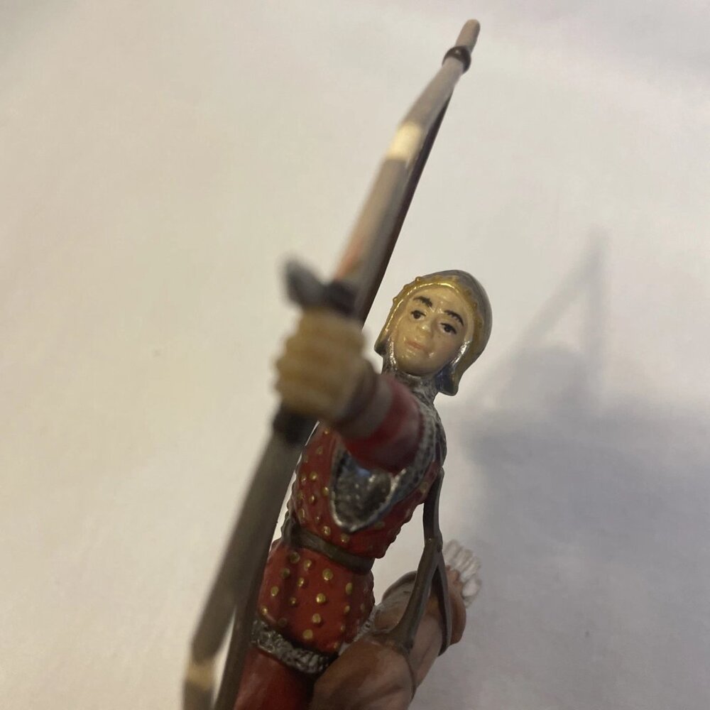 Schleich 2003 Ritter Red Archer with Long Bow 70015 Figure Knight Arrows - Picture 9 of 12